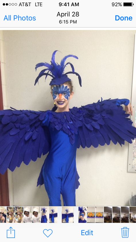 Zazu Costume Diy The Lion King, Rio Bird Costume, Diy Rio Carnival Costume, Rio Bird Costume Diy, Bird Costume Diy, Zazu Costume, Aladdin Parrot Costume, Blue Bird Ballet Costume, Lion King Show