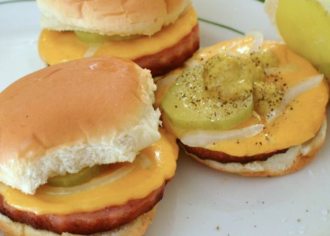 Spam Sliders, Spam Recipes Dinners, Spam Sandwich, Spam Recipes, Family Style Dinner, Canned Meat, Slider Recipes, Do Not Eat, Wrap Sandwiches