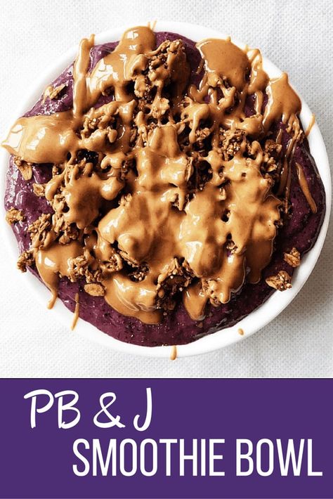 Pb And J Smoothie Bowl, Diet Essentials, Pbj Smoothie, Pb And J Smoothie, Cooking Friends, Slow Cooker Breakfast, Healthy Breakfasts, Pineapple Smoothie, Smoothie Bowl Recipe