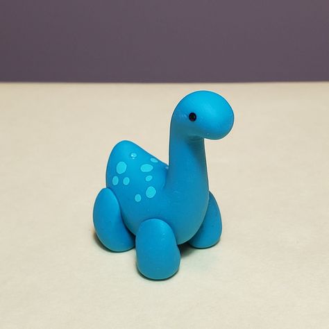 Mini Modeling Clay Ideas, Model Clay Ideas Easy, Couples Clay Challenge, Toys From Clay, Small Clay Dinosaur, Cute Modelling Clay Ideas Easy, Clay Crafts Air Dry Animals, Clay Trend Tiktok, Small Simple Clay Ideas