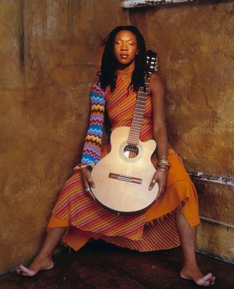 KhalenaLV India 80s Aesthetic, India 90's Aesthetic, India Arie Album Cover, India Nostalgia Aesthetic, India Arie, Women 90s, Traditional Music, 90s 2000s, Female Musicians