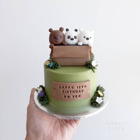 We Bare Bears Cake, Holiday Treats Christmas, Cakes To Make, Woodland Cake, Bear Bears, 3rd Birthday Cakes, Cartoon Cake, Bear Cakes, Small Cake