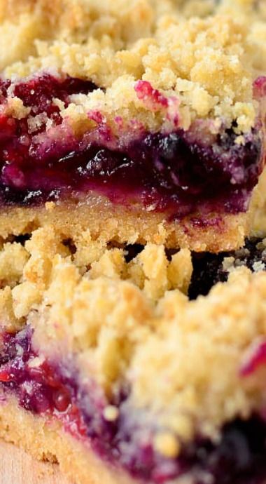 Special K Red Berries Recipes, Triple Berry Dessert, Crustless Desserts, Mixed Berry Bars, Blueberry Crumb Pie, Berry Bars, Blueberry Crumb Bars, Crumb Pie, Berry Desserts