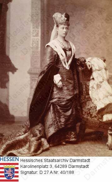 Alice Of Hesse, Victoria Of Hesse, Victoria Family Tree, Admiral Of The Fleet, German Royal Family, Royal Photography, Royal Families Of Europe, Greek Royal Family, Princess Louise