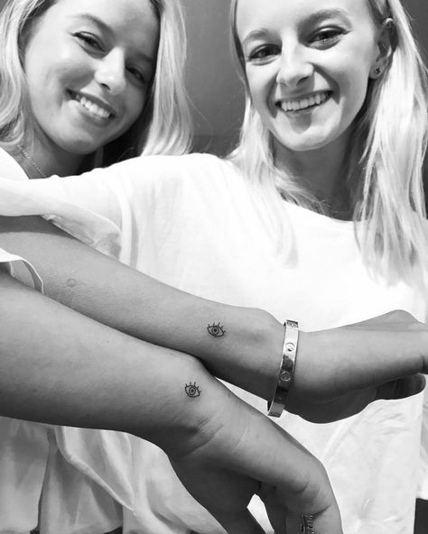 Sister matching evil eye tattoos. Greek Evil Eye Tattoo, Greece Tattoo, Tattoo Font Styles, Third Eye Tattoos, Eye Tattoos, Evil Eye Tattoo, Bestie Tattoo, Finger Tattoo For Women, Cool Wrist Tattoos