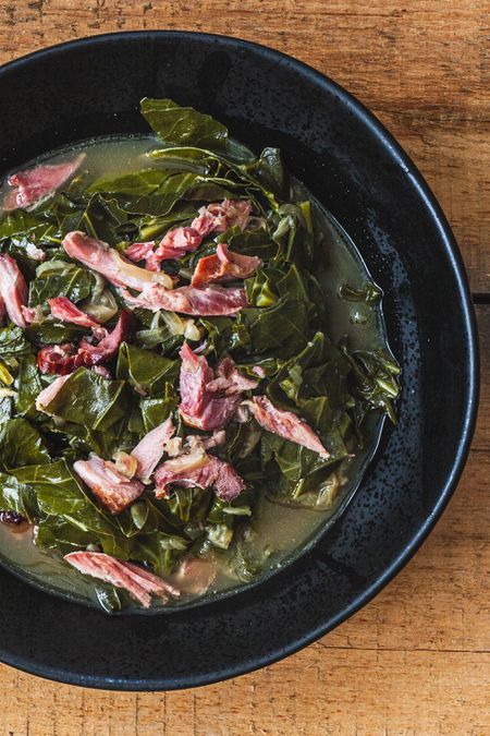 Cooked Greens, Blackeye Peas, South Recipes, Southern Style Collard Greens, Catering Recipes, Greens Recipes, Recipe Cabbage, Southern Collard Greens, Dinner Suggestions