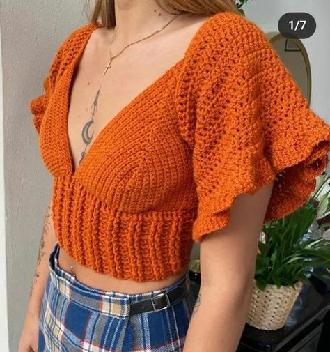 Crochet Crop Top Pattern, Diy Vetement, Crochet Tops Free Patterns, Crochet Dresses, Fits Inspo, Crochet Inspo, Crochet Fashion Patterns, Crochet Top Pattern, Yarn Projects