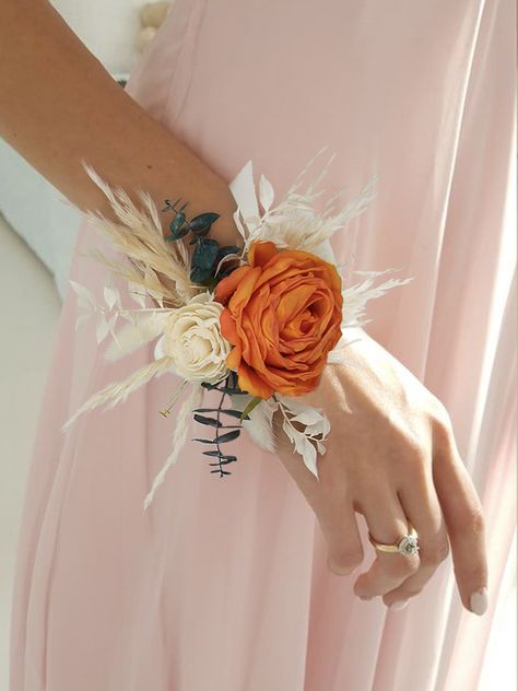 Dried Flower Wrist Corsage Wristlet Bridesmaid Bracelet Boho Terracotta Shoulder Corsage Wrist Flowers Wedding Bride Flower Accessories … Terracotta Palette, Shoulder Corsage, Wrist Corsage Wedding, Fall Wedding Bridesmaids, Corsage And Boutonniere Set, Wrist Corsages, Wrist Flowers, Rose Corsage, Feuille Eucalyptus