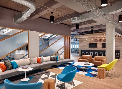 Bazaarvoice Headquarters – Austin Cool Office Space, Modern Office Interiors, Corporate Office Design, Office Lobby, Chairs And Tables, Office Space Design, Office Lounge, Modern Office Design, Corporate Interiors