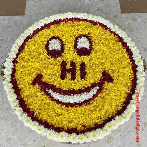 Welcome Rangoli, Flower Rangoli Designs, Ganesha Artwork, Pookalam Design, Designs Rangoli, Welcome Home Decorations, Celebration Board, Thali Decoration, Diya Decoration