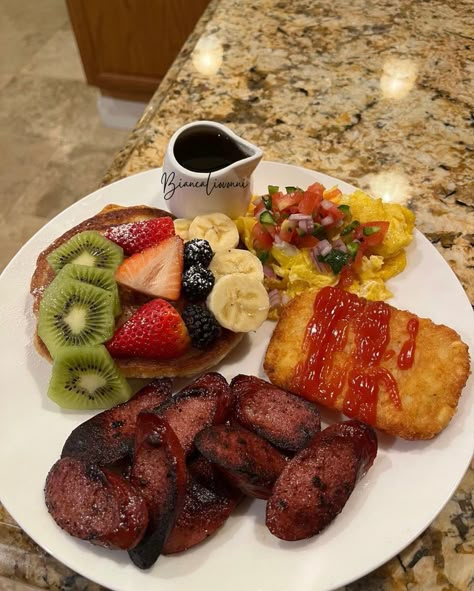 Homemade Pico, Sausage Hash, Healthy Lunch Snacks, Sunday Breakfast, Food Babe, Hash Brown, Healthy Food Dishes, Healthy Food Motivation, Healthy Lifestyle Food