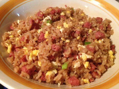 Hawaiian White Rice, Hawaiian Rice, White Rice Recipe, Hawaiian Fried Rice, Portuguese Sausage, Sausage Rice, White Rice Recipes, Breakfast Sausage Recipes, Hawaiian Dishes