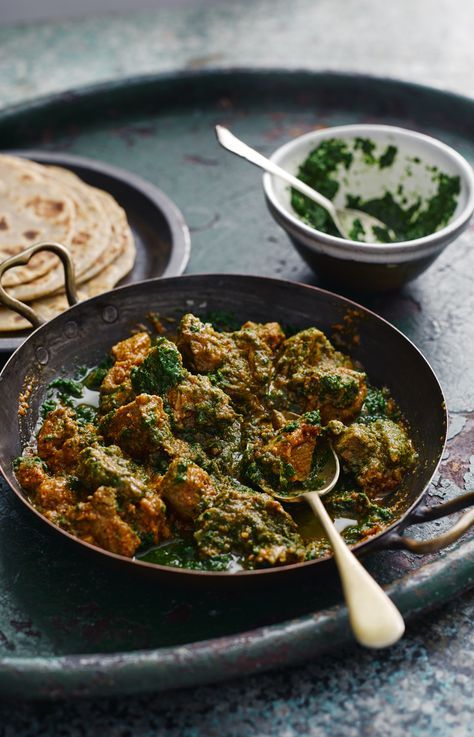 Saag Gosht: Lamb With Spinach Saag Gosht Recipe, Hebbars Kitchen Recipes, Saag Gosht, Palak Gosht, Weekday Recipes, Gosht Recipe, Mutton Recipes, Lamb Curry, Cooking Courses