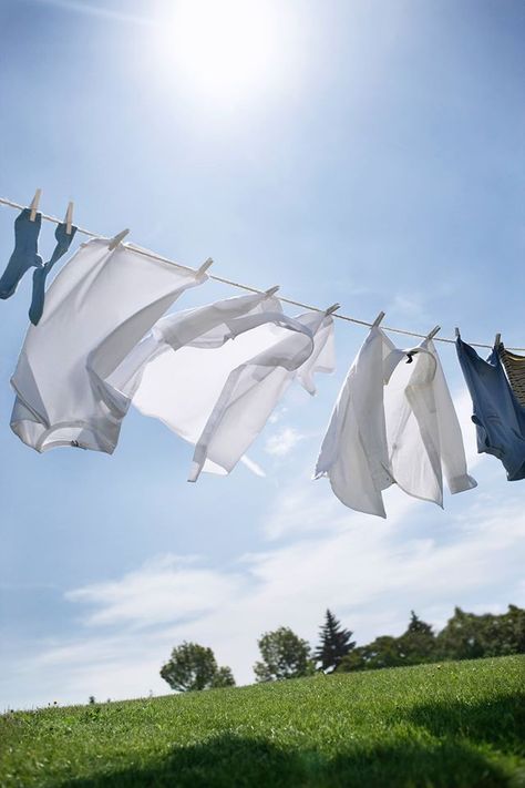 Sun Clothes, Motif Fair Isle, Laundry Art, Blowin' In The Wind, Country Living Magazine, Living Magazine, Drying Clothes, Clothes Line, Art Plastique