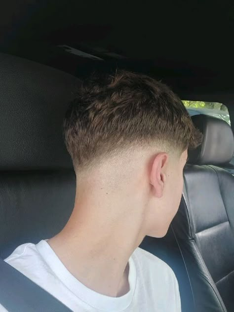 Men Haircuts For Curly Hair, V Haircut Men, Low Fade Blonde, Mid Fade Short Hair, V Fade Haircut Men, Mid Drop Fade Haircut Men, Mid Fade Fringe, Mid Fade Black Men, Fringe Up