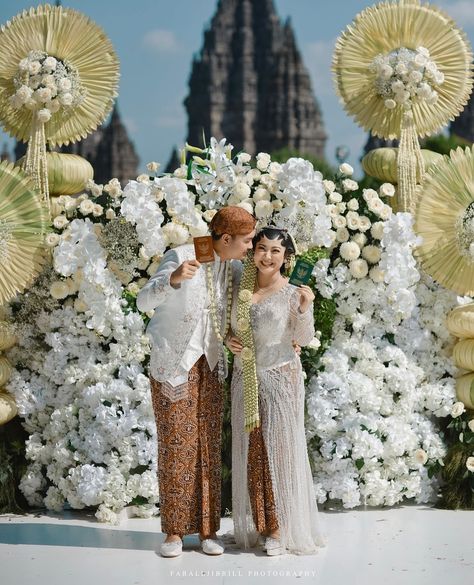 Akad Nikah Decoration, Nikah Adat Jawa, Javanese Wedding, Adat Jawa, Wedding Concept, Sister Wedding, Wedding Event, Wedding Decoration, Wedding Decor