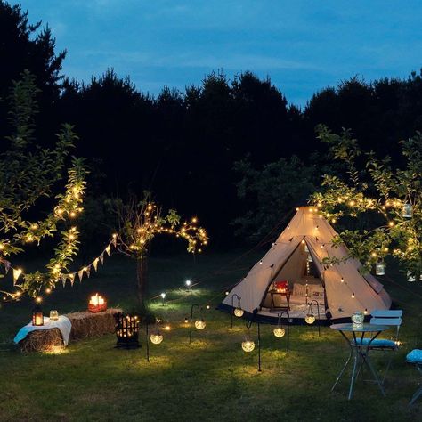 Camping Images, Romantic Camping, Tent Ideas, Tenda Camping, Camping Inspiration, Camping Photography, Camping Aesthetic, Backyard Camping, Bell Tent