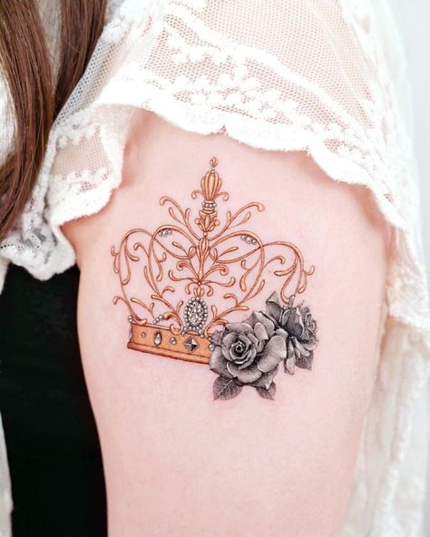 Designer Tattoo Ideas, Tattoo After Care, Crown Tattoos For Women, Feminine Shoulder Tattoos, Tattoo Designer, Tattoo Artist Tattoo, Arm Sleeve Tattoos For Women, Vegas Tattoo, Gem Tattoo