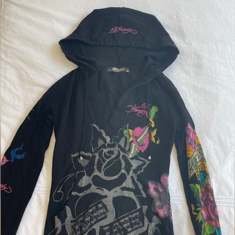 Original Ed Hardy V-neck sweater  Ed Hardy, Printed Sweater, V Neck Sweater, Vneck Sweater, Neck Sweater, V Neck, The Originals, Fashion Tips, Clothes Design