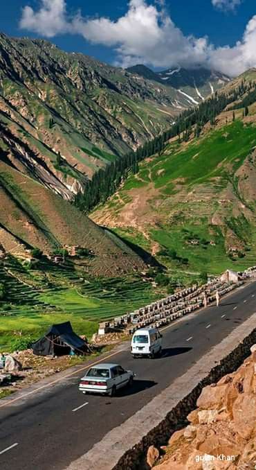 Naran Kaghan valley kpk Pakistan Naran Kaghan, Kaghan Valley, Pakistan Pictures, Pakistan Tourism, Khyber Pakhtunkhwa, Gilgit Baltistan, Pleated Skirts, School Spirit, Awe Inspiring