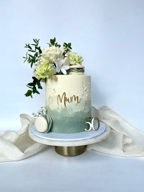 Green And White Cake Ideas, Eucalyptus Birthday Cake, Green And Gold Cake Ideas, Green And Silver Cake, Sage Green And Gold Cake, Ombre Green Cake, Green Cake With Flowers, Sage Birthday Cake, Ombre Cake Ideas