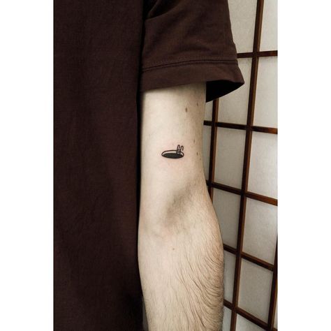 A tiny hole tattoo by Ann Gilberg Movie Tattoo Ideas, Hole Tattoo, Pool Tattoo, Holes Movie, Related Tattoos, Cage Tattoos, One Tattoo, Belly Tattoos, Ribcage Tattoo