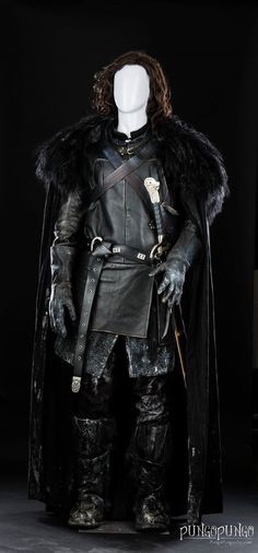 Halloween Costume Jon Snow Cloak of Winterfell Game by PungoPungo John Snow Costume, Jon Snow Cosplay, Jon Snow Costume, Game Of Thrones Winter, Got Costumes, Handmade Games, Game Of Thrones Costumes, Trendy Games, Ned Stark