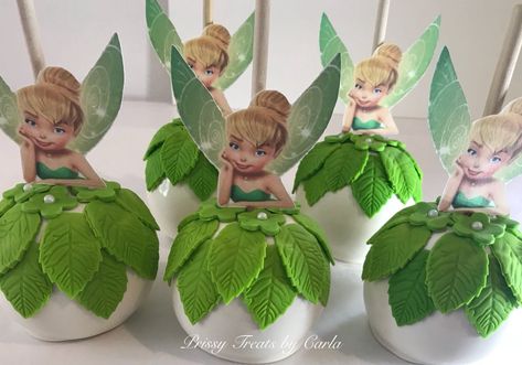 Tinkerbell Candy Apples - Prissy Treats Tinker Bell Goodie Bags, Fairy Biscuits, Tinkerbell Birthday Cakes, Tinkerbell Party Theme, Fairy Garden Cake, Girls First Birthday Cake, Tinkerbell Birthday, Tinkerbell Cake, Enchanted Party