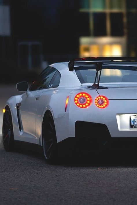 Normally I don't like white cars... but this Nissan GTR is freaking amazing in white Nisan Gtr, Skyline R35, Nissan Gtr Wallpapers, Nissan R35, Gtr Car, R35 Gtr, Nissan Gtr R35, Gtr R35, Nissan Skyline Gt