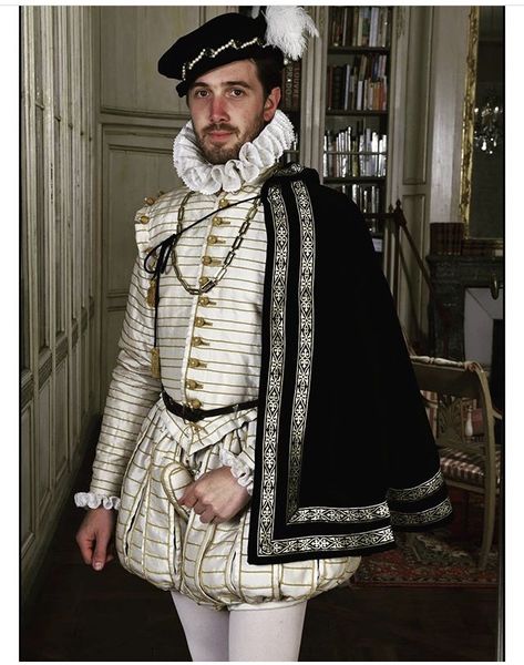 Elizabethan Clothing, 1500s Fashion, Mens Garb, 16th Century Clothing, Elizabethan Costume, Elizabethan Fashion, Tudor Fashion, Ren Faire Costume, Elizabethan Era