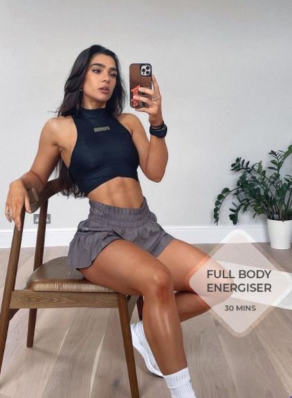 Stef Williams, Photoshoot Video, Fitness Photoshoot, Uni Outfits, Fitness Inspiration Body, Stomach Workout, Body Goals, Fitness Motivation, Sports Bra