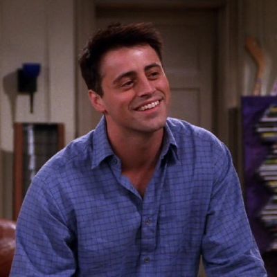 From Friends Hot 90s Actors, Friends Widget, Chandler And Joey, Crush Cake, Joey And Chandler, Friends Gang, Acting Inspiration, Joey Friends, Man Looks