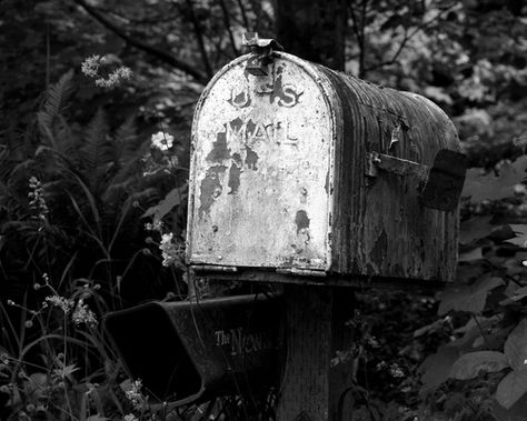 No mail Mail Box Aesthetic, Old Mailbox, Box Aesthetic, Abandoned City, Abandoned Cities, Mobile Icon, Old Portraits, You've Got Mail, Field Of Dreams