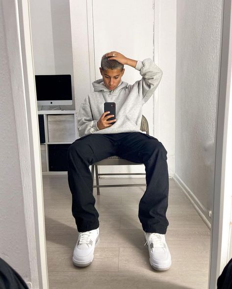 Grey Hoodie Outfit Men, Jordan 4 Outfit Men, Jordan 4 Outfits, White Hoodie Outfit, Gray Hoodie Outfit, Nike Hoodie Outfit, Hoodie Outfit Aesthetic, Jordan 4 Outfit, Hoodie Outfit Men