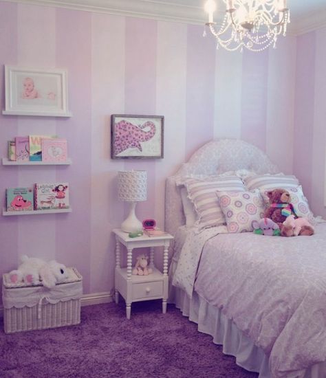 Purple girls room Purple Bedroom Paint, Light Purple Bedroom, Purple Girls Bedroom, Purple Girls Room, Purple Room Decor, Bedroom Purple, Bedroom Girl, Pink Girl Room