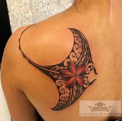 Top 19 Hawaiian Tattoo Designs for 2024: Embrace Island Vibes with Style Hawaiian Side Tattoos Women, Tattoo Ideas Tropical, Hawaiian Shoulder Tattoo For Women, Hawaiian Back Tattoos For Women, Hawaiian Hook Tattoo, Dainty Hawaiian Tattoos, Lil Tatoos, Tropical Sleeve Tattoo For Women, Polynesian Flower Tattoo