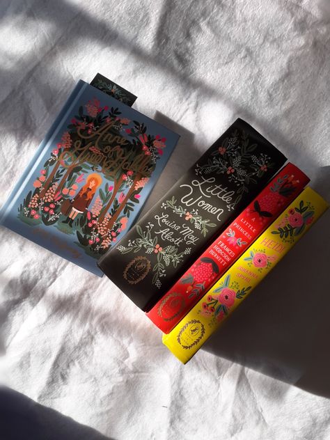 puffin in bloom book set Puffin In Bloom, Mind Peace, Bloom Book, Pretty Books, Aesthetic Books, I Love Books, In Bloom, Book Set, Book Aesthetic