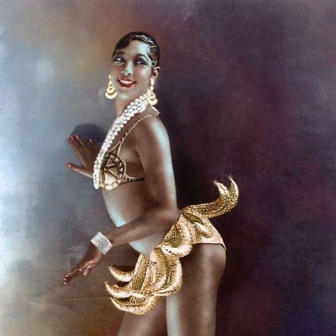 Josephine Baker Banana Skirt, Banana Dance, Banana Skirt, Black Pinup, Vintage Burlesque, American Photography, Josephine Baker, Vintage Black Glamour, Black Hollywood