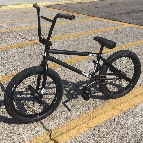 Futuristic Bicycle, Bike Tricks, Mongoose Bmx, Mongoose Bike, Bmx Wheels, Bmx Pro, Bmx Cycles, Bmx 20, Best Bmx