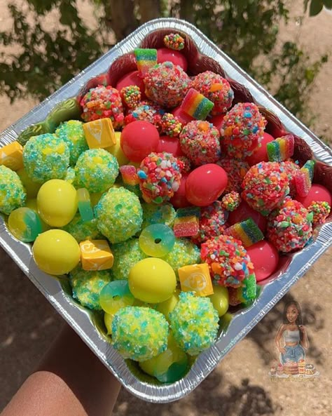 Covered in Sugar✨ (@covered_in_sugar_) • Instagram photos and videos Candied Grapes Recipe, Candied Fruit Recipes, Blue Raspberry Lemonade, Hard Candy Recipes, Grape Recipes, Gourmet Candy, Chocolate Covered Fruit, Full Recipes, Junk Food Snacks