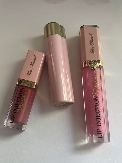 Too Faced Lip Injection, Plumping Lip Gloss, Lip Glosses, Too Faced, Lipsticks, Lip Gloss, Makeup, Pink, Make Up