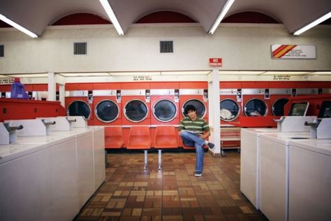 My Beautiful Laundrette, Laundromat Business, Laundy Room, Laundry Business, Coin Laundry, City Sketch, Laundry Mat, Laundry Shop, Laundry Service