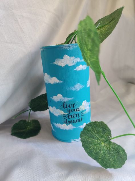 Bottle Painting With Quotes, Tin Painting Ideas, Aesthetic Bottle Painting, Aesthetic Bottle Art, Mini Bottle Painting, Lipin Art, Monogram Tattoo, Diy Pottery Painting, Painted Pots Diy