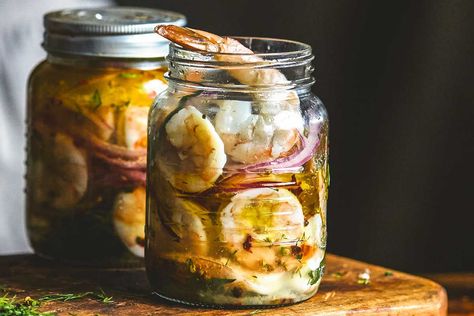 Pickled Shrimp Recipe | Leite's Culinaria Pickled Shrimp Recipe, Poached Shrimp, Pickled Shrimp, Southern Appetizers, Brine Shrimp, Pickling Spice, Frozen Shrimp, Habanero Peppers, Shrimp Dishes