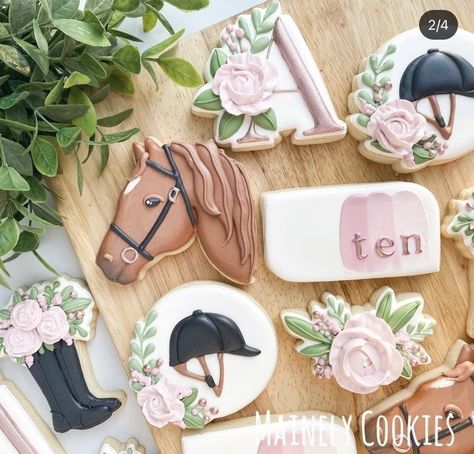 Kentucky Derby Cookies, Horse Theme Birthday Party, Cowgirl Cookies, Horse Themed Party, Cookie Birthday Party, Farm Cookies, Horse Cookies, Horse Birthday Parties, Cowboy Cookies