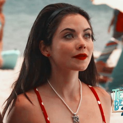 Leila Teen Beach Movie, Grace Phipps Icons, Team Beach Movie, Grace Phillips, Grace Phipps, Movie Makeup, Beach Icon, Princesa Diana