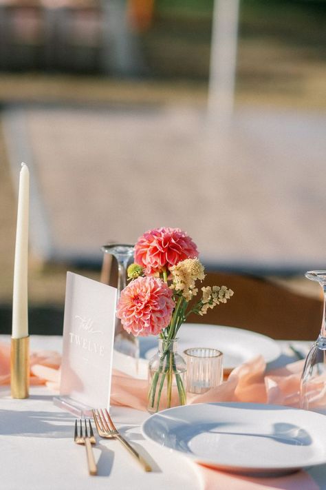 Wedding Table Decorations Pink, Wedding Table Vases, Peach Color Palette, Bud Vases Wedding, Elegant Table Decor, Chiffon Table Runner, Bridal Shower Table Decorations, Stick Candles, Coral Wedding Flowers