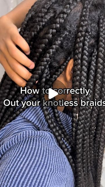 Teaira J | Beauty & Lifestyle Creator on Instagram: "How to correctly take down your knotless braids  Doesn’t everyone know how to take out braids?   At least that’s what I thought.   My first time taking out my braids was a hot mess !   Let me tell you !   ❌ I cut the ends off   ❌ l washed my hair without detangling each braid   ❌ I did not deep condition to restore strength   Don’t be like me !   Instead   ✅ work your way from the bottom to the top , no need to cut off the ends it’s not necessary. Avoid trimming your own hair   ✅ Detangle each braid after you unravel the braid, the dirt will cause your hair to matte after washing if you skip this step   ✅ Use your favorite deep conditioner with protein to restore strength back into your hair   This tips will allow you to start seeing gro How To Detangle Hair After Braids, How To Take Out Braids, Taking Braids Out Natural Hair, Braids I Can Do On Myself, How To Wash Braided Hair, How To Curl The Ends Of Knotless Braids, Taking Down Braids, Taking Braids Out, Braid Take Down