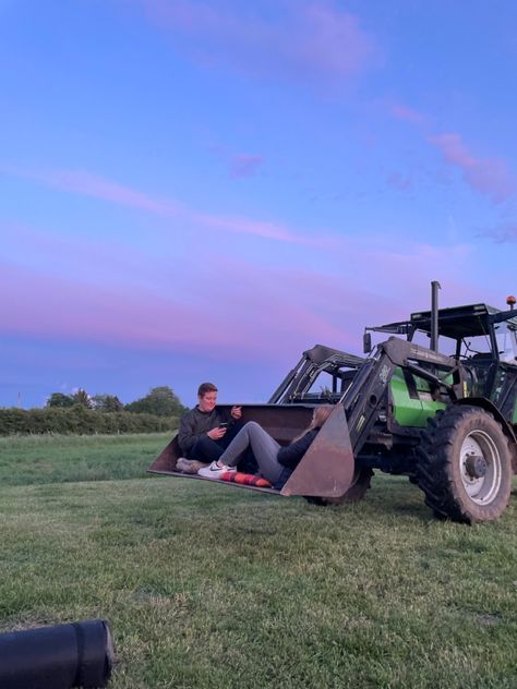 British Farming Aesthetic, Cute Country Lifestyle, Farm Life Aesthetic Couple, Country Lifestyle Farm Life Family, Farm Love Aesthetic, Farmer Boyfriend Aesthetic, Life On A Farm, Summer On The Farm, Life In The Country