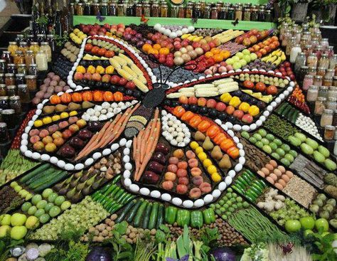 , Fruit Buffet, Party Sandwiches, Fruit Displays, Fruit Decorations, Party Trays, Shower Food, Art Photos, Edible Art, Fruit And Veg